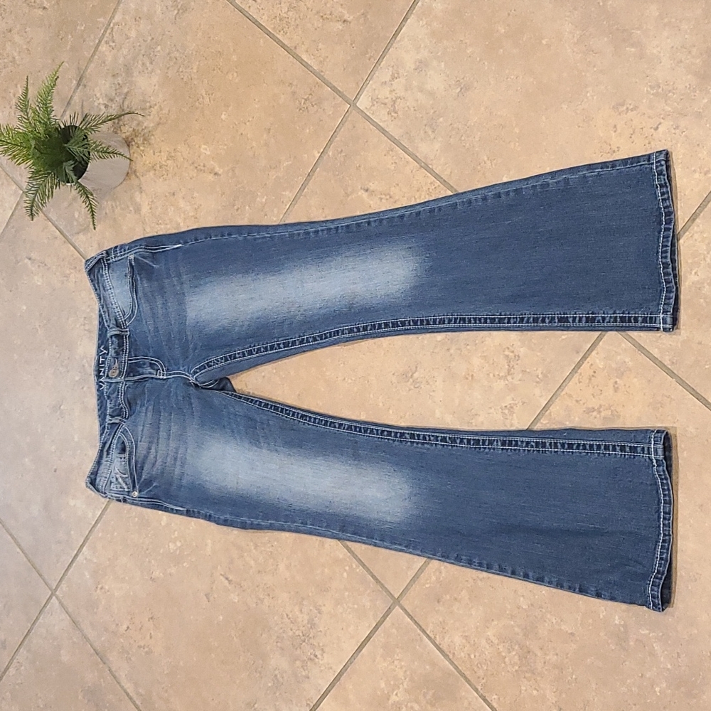 Vanity Flare Jeans 29x33